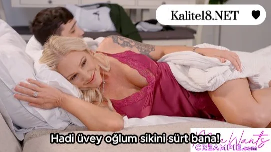 Üvey annem bana dayamaya başladı – Dayama sikişi